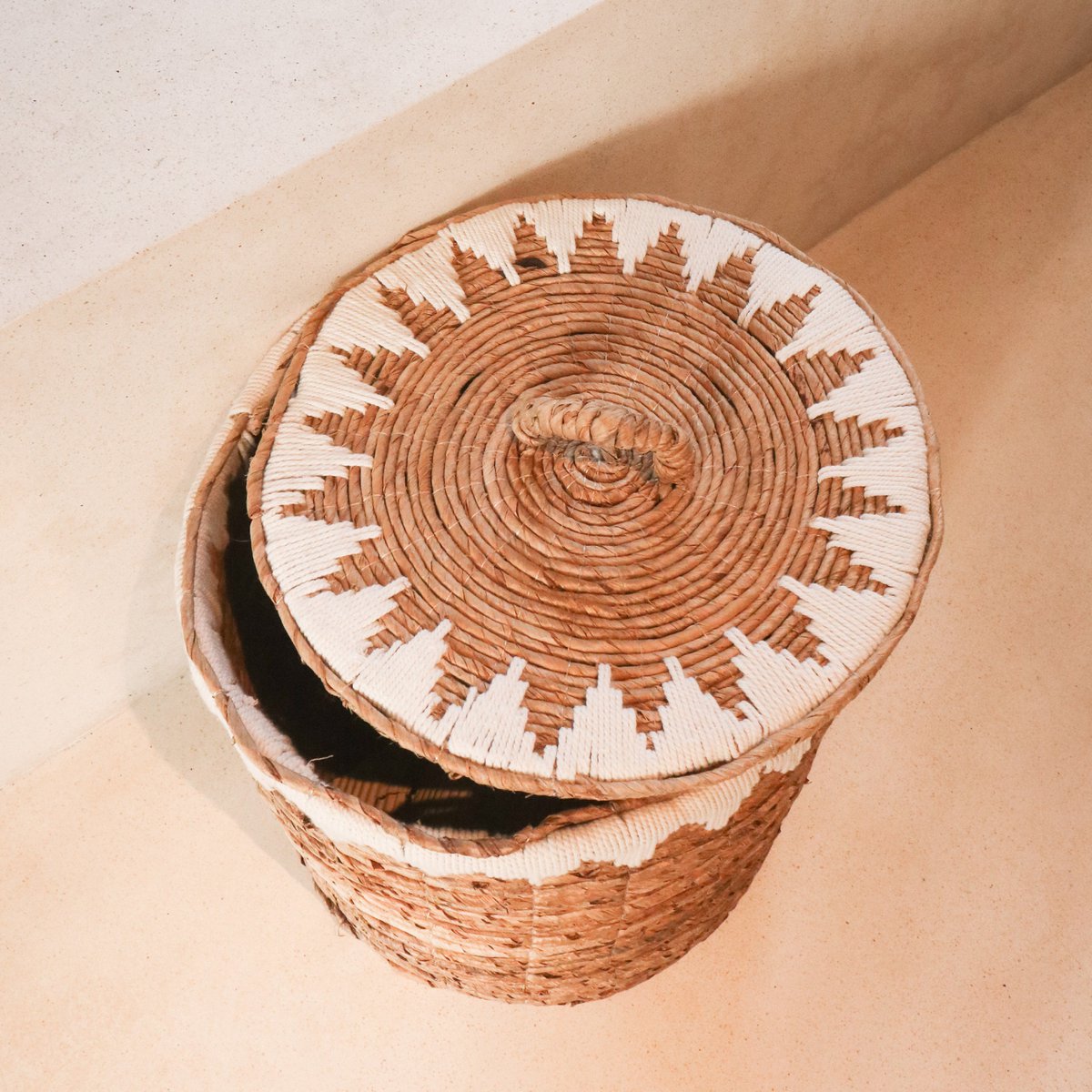 Wäschekorb Empat mit Deckel