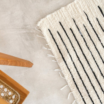 Großer Wohnzimmer Teppich Kerta, handgewebt