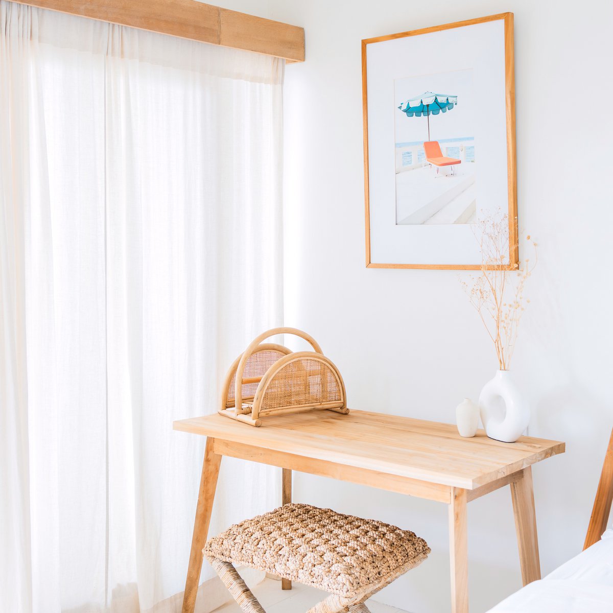 Zeitungsständer Alor